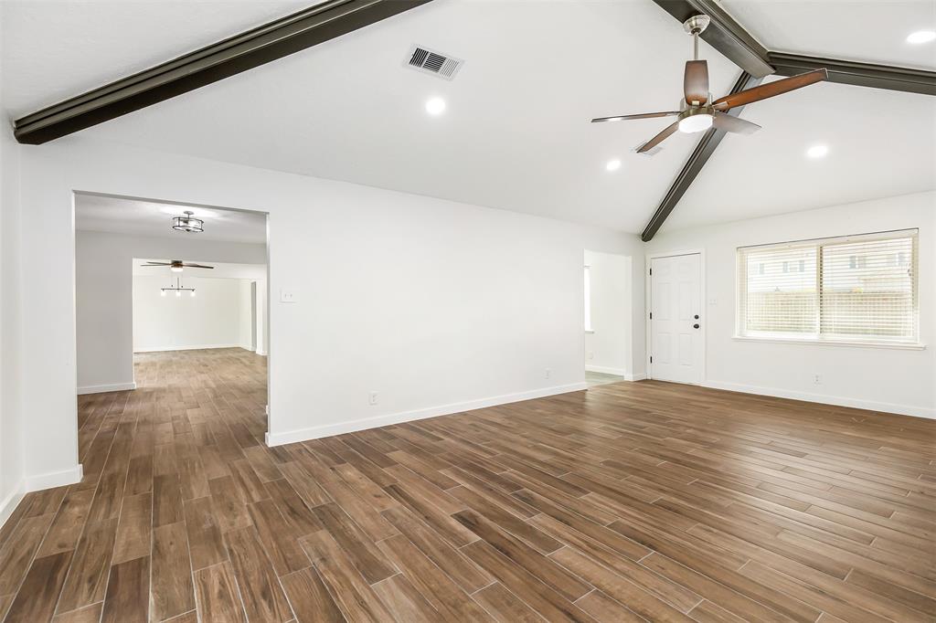 10819 Glenway Drive, Houston, Texas image 7