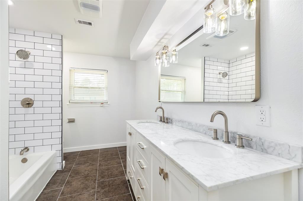 10819 Glenway Drive, Houston, Texas image 27