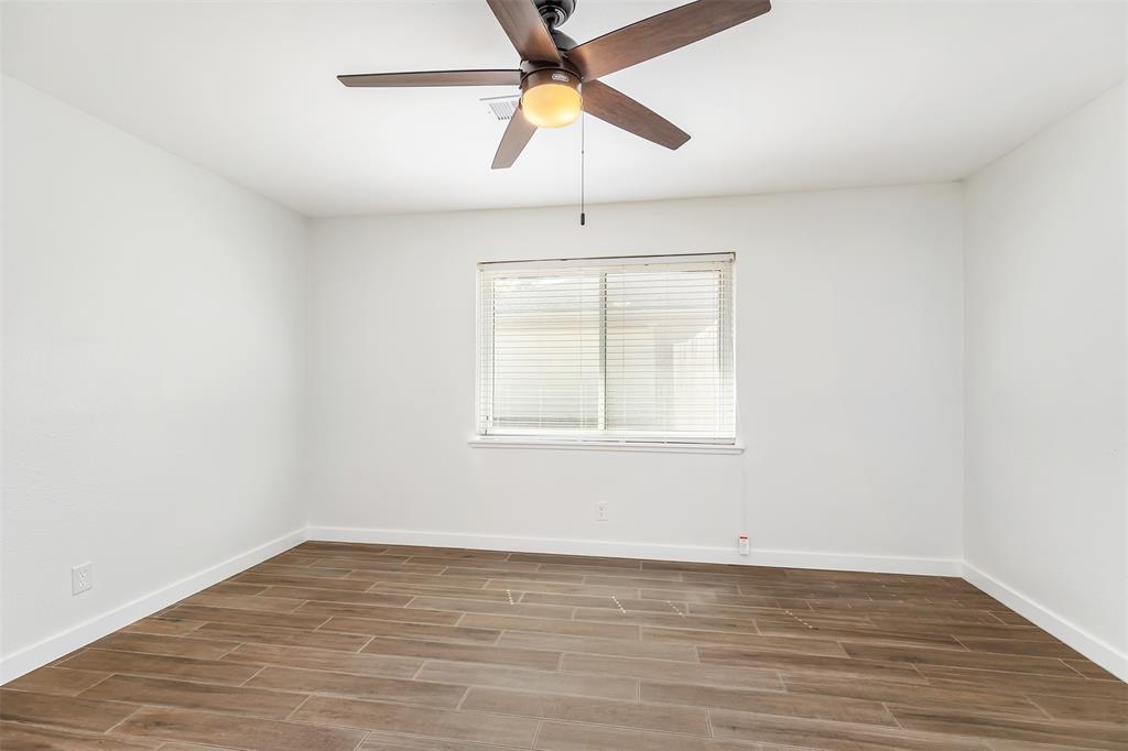 10819 Glenway Drive, Houston, Texas image 20