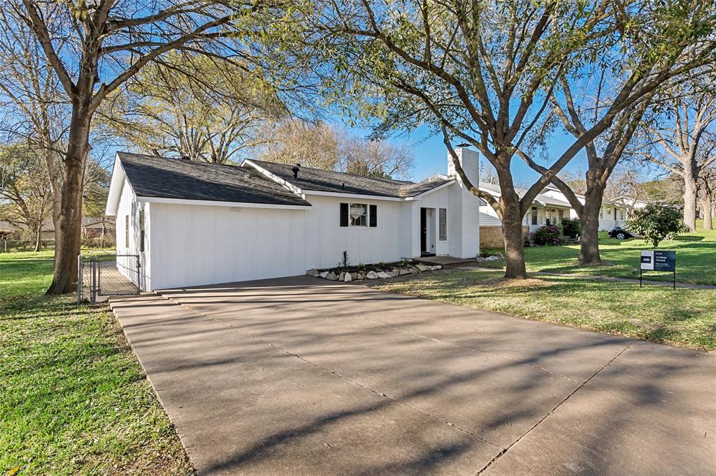 1004 Rhames Avenue, Brenham, Texas image 2
