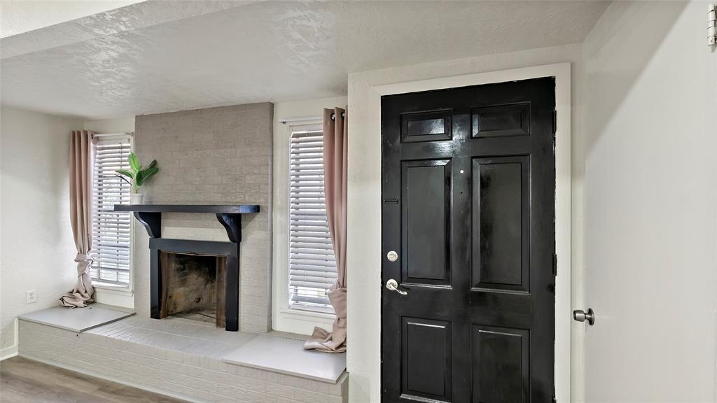 1004 Rhames Avenue, Brenham, Texas image 3