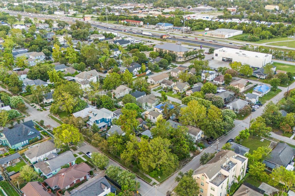 302 Cordell Street, Houston, Texas image 1