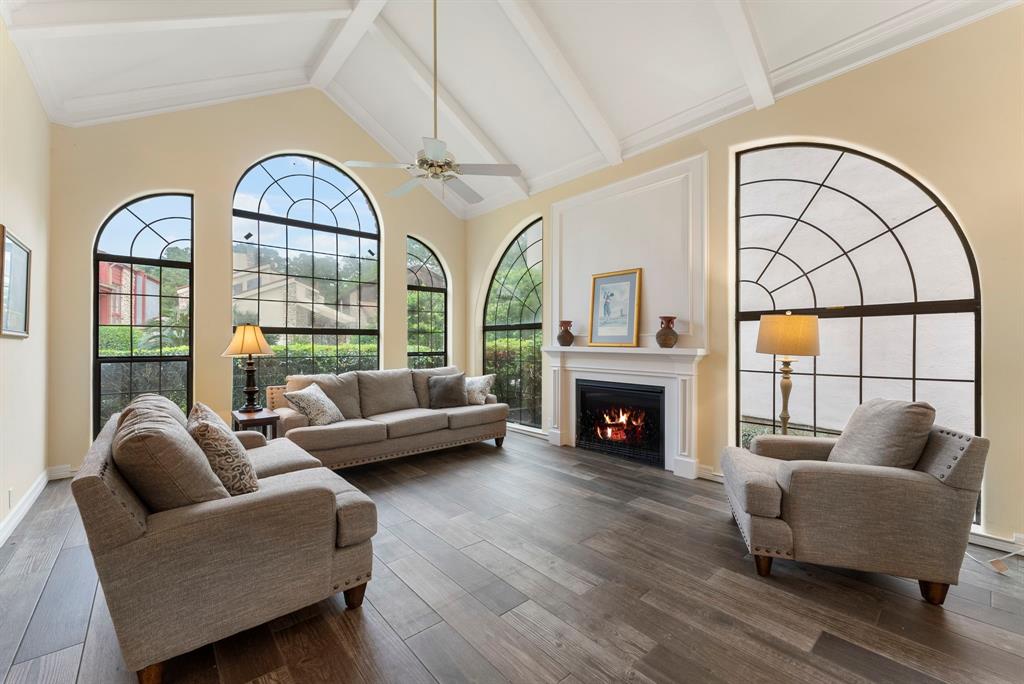 16 Kingwood Villas Court, Kingwood, Texas image 4