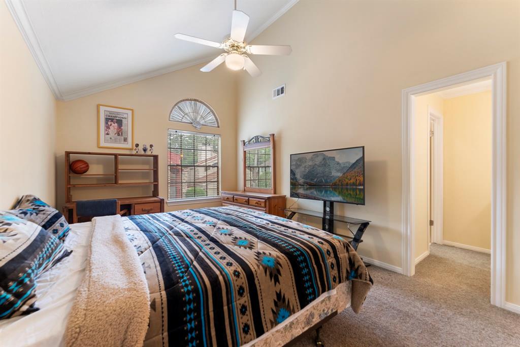 16 Kingwood Villas Court, Kingwood, Texas image 32