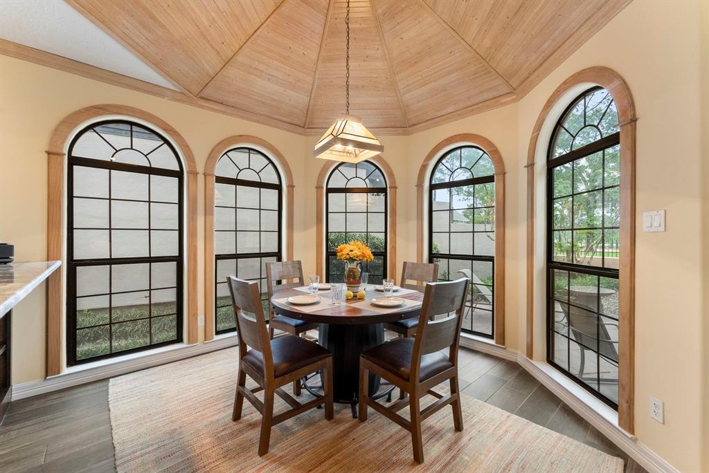16 Kingwood Villas Court, Kingwood, Texas image 15