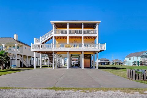 A home in Crystal Beach