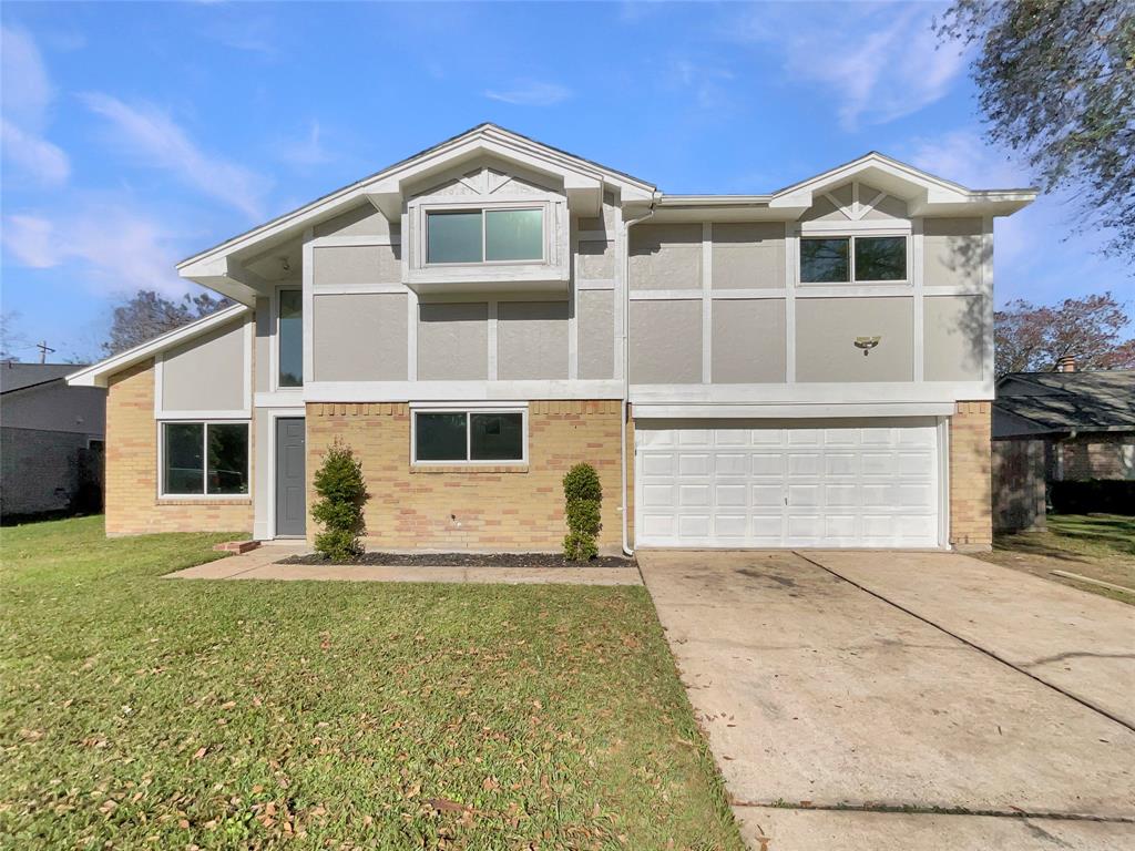 443 Oakdale Drive, Stafford, Texas image 1