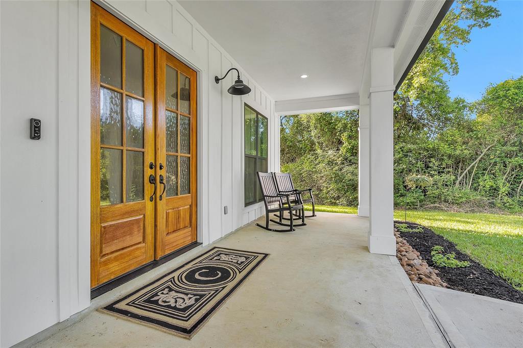 11799 N Peppertree Loop, Montgomery, Texas image 5