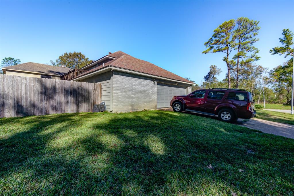 1603 Chart Drive, Crosby, Texas image 6