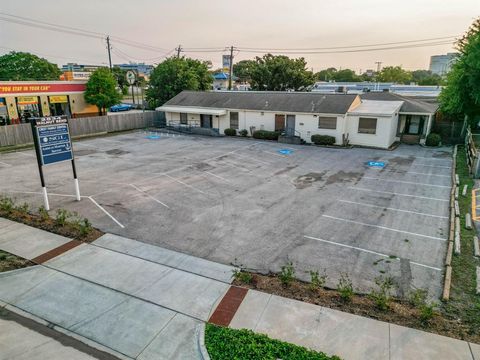 2534 Walnut Bend Lane Houston TX 77042