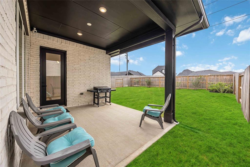 24639 Smooth Descent Drive, Tomball, Texas image 36