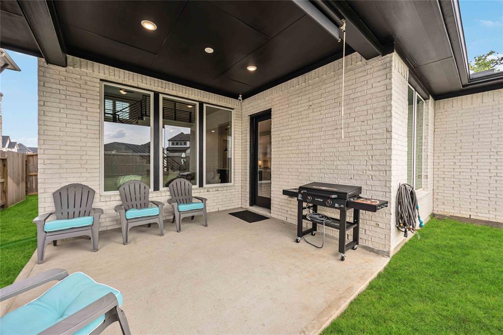 24639 Smooth Descent Drive, Tomball, Texas image 37