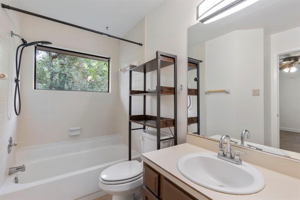 9 Sawmill Grove Lane, The Woodlands, Texas image 17