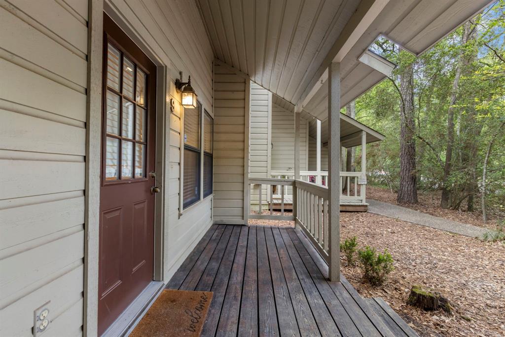 9 Sawmill Grove Lane, The Woodlands, Texas image 4