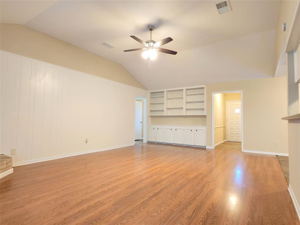 13215 Frank Lane