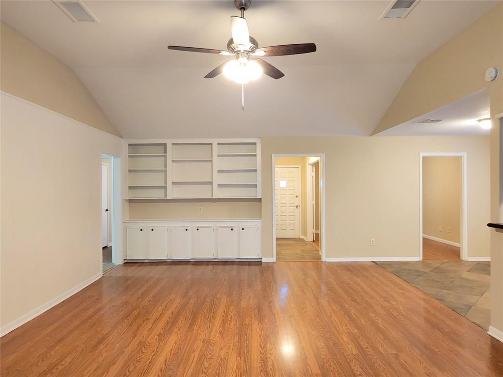 13215 Frank Lane