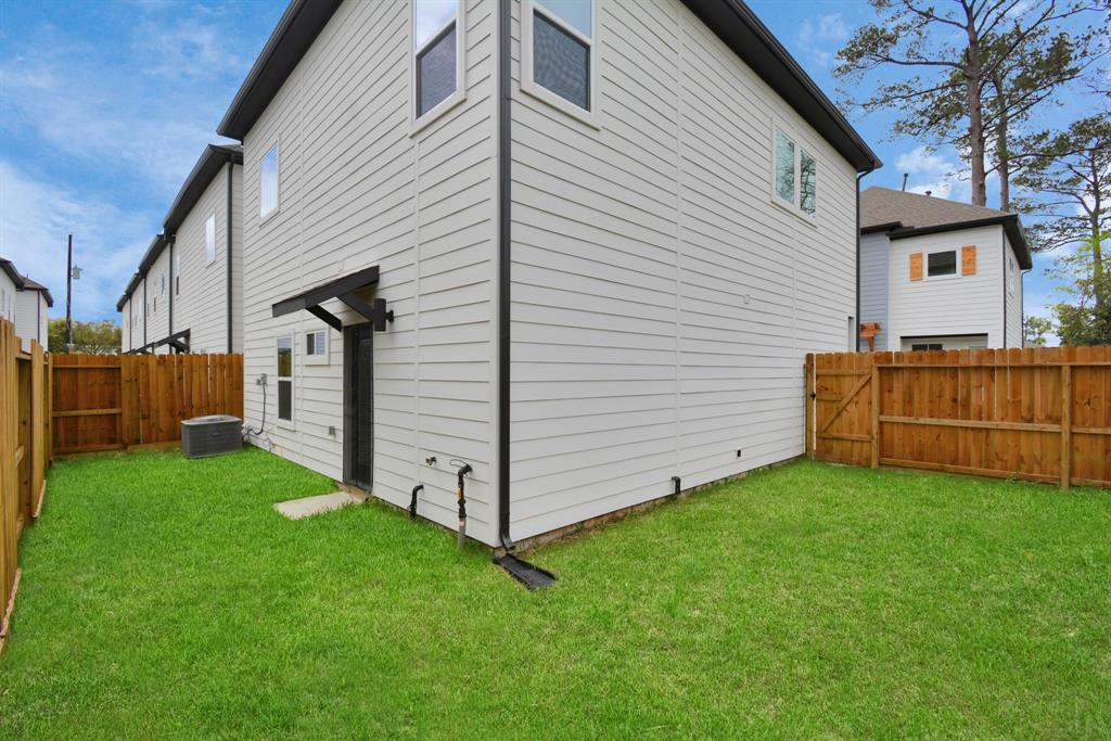 2504 W Tidwell Road #E, Houston, Texas image 36