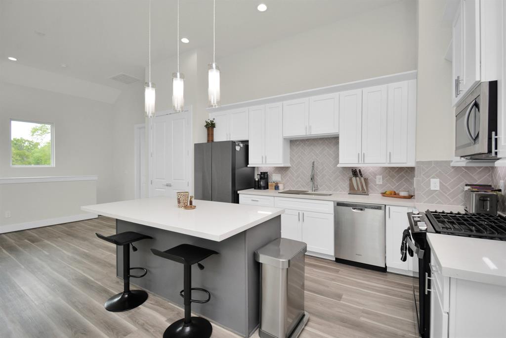 2504 W Tidwell Road #E, Houston, Texas image 15