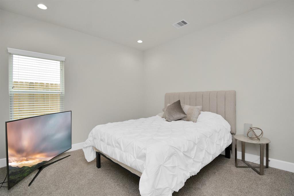 2504 W Tidwell Road #E, Houston, Texas image 28