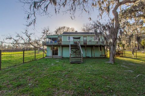 Single Family Residence in Brazoria TX 2927 County Road 604 22.jpg