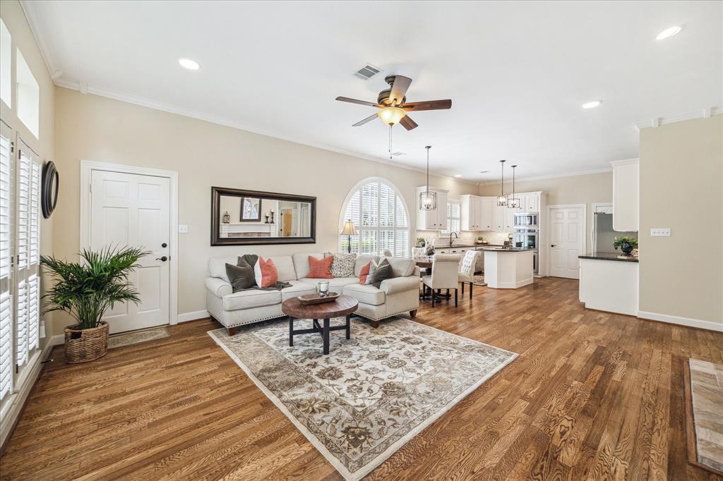 51 Dartmoor Court, Sugar Land, Texas image 16