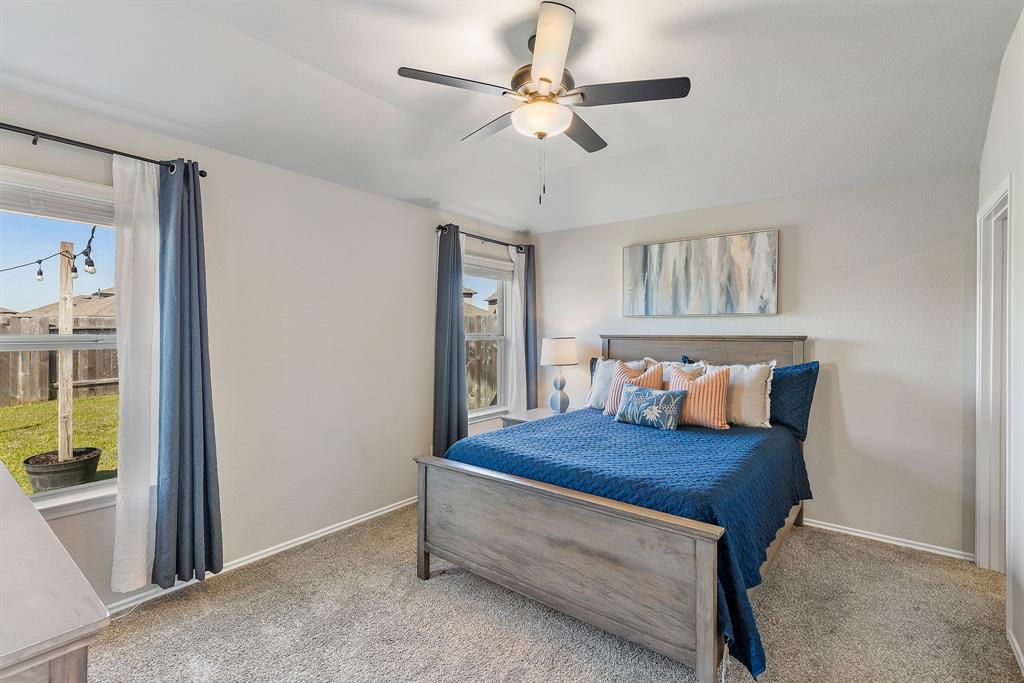 16978 Rich Pines Drive, Conroe, Texas image 13