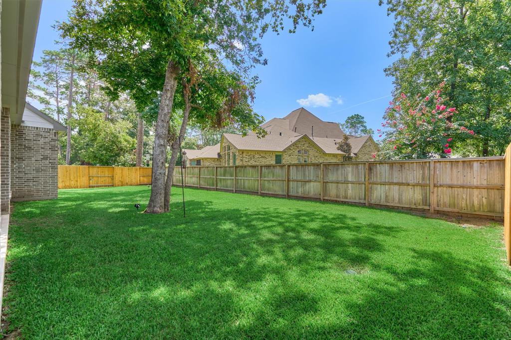 235 Twilight Toast Drive, Conroe, Texas image 43