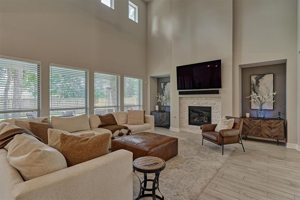 235 Twilight Toast Drive, Conroe, Texas image 12