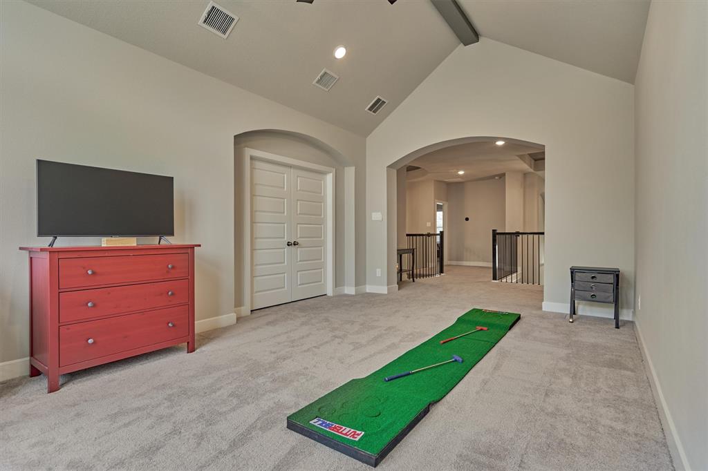 235 Twilight Toast Drive, Conroe, Texas image 33