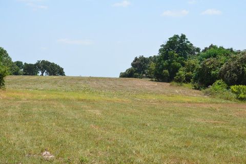 A home in Navasota