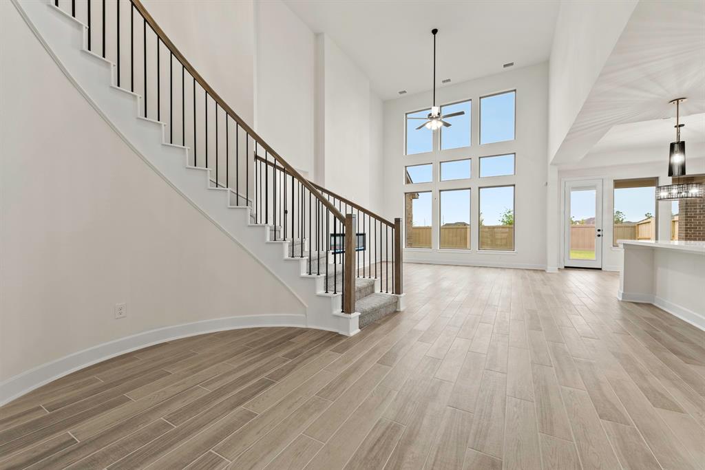 4707 Rustic Garden Lane