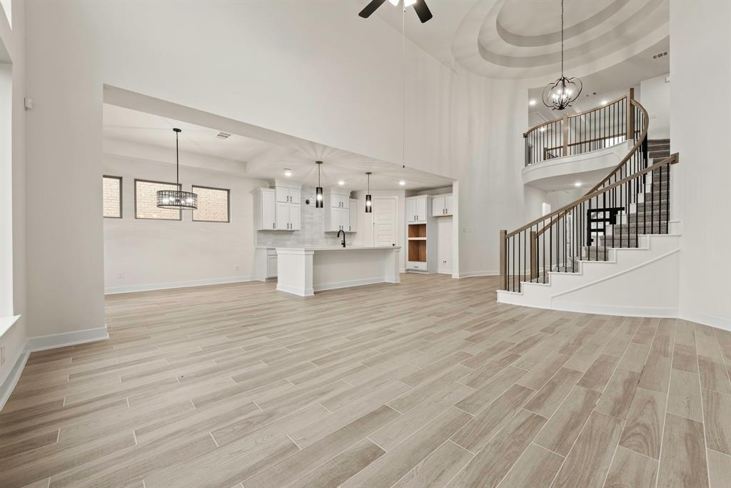 4707 Rustic Garden Lane