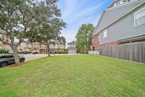  in League City TX 1306 Oceanside Lane 6.jpg