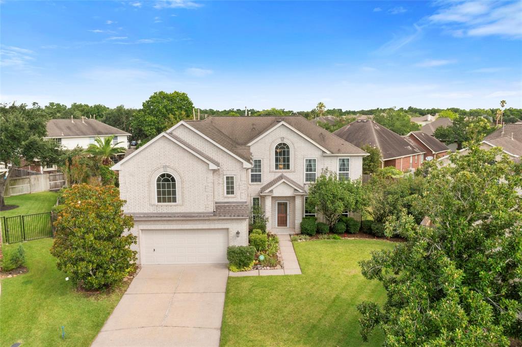 402 Starleaf Lane