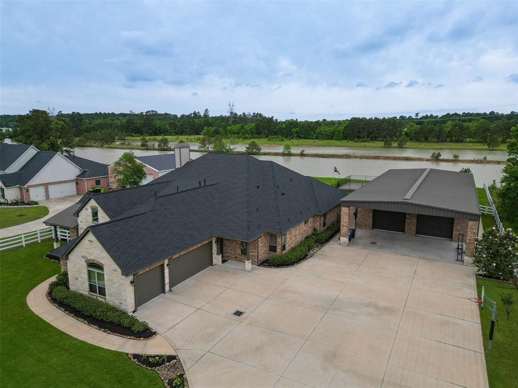 32710 Tall Oaks Way, Magnolia, Texas image 5