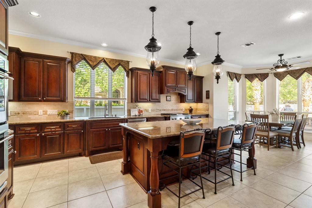 14622 Lindale Rose Lane, Humble, Texas image 13