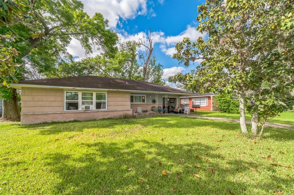 116 Chestnut Street, Lake Jackson, Texas image 3