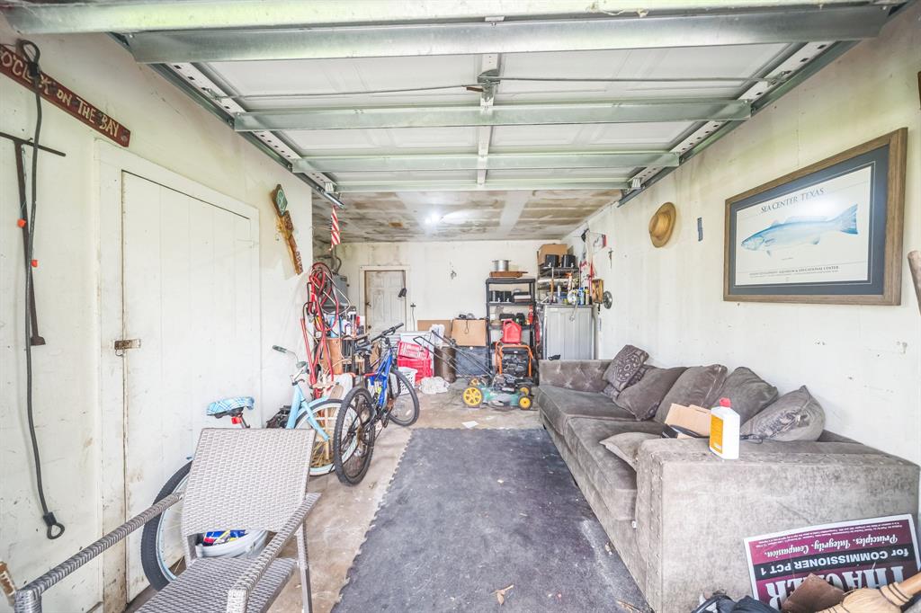 116 Chestnut Street, Lake Jackson, Texas image 25