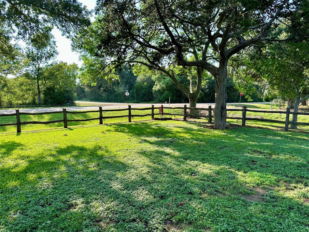 3571 County Road 106 Rd, Garwood, Texas image 11