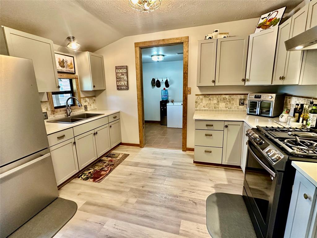 3571 County Road 106 Rd, Garwood, Texas image 27