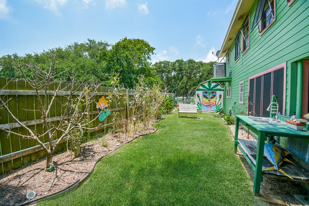 2365 W Bayshore Drive, Palacios, Texas image 43