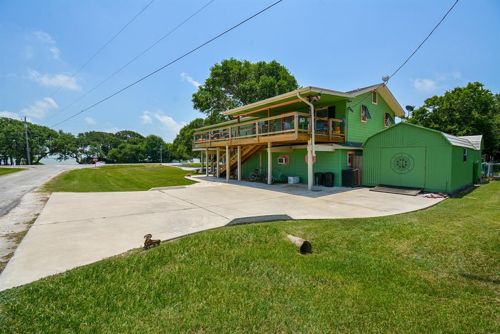 2365 W Bayshore Drive, Palacios, Texas image 7