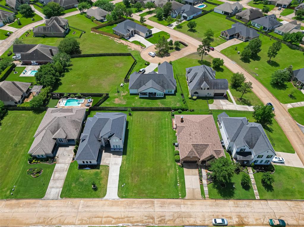 98 Camden Hills Drive, Montgomery, Texas image 13