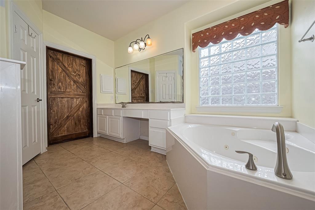 13903 Autumn Grove Court, Rosharon, Texas image 18