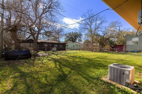 Single Family Residence in Galena Park TX 2506 6th Street 14.jpg