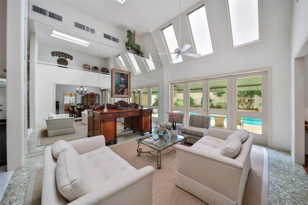 535 Bolton Place, Houston, Texas image 9