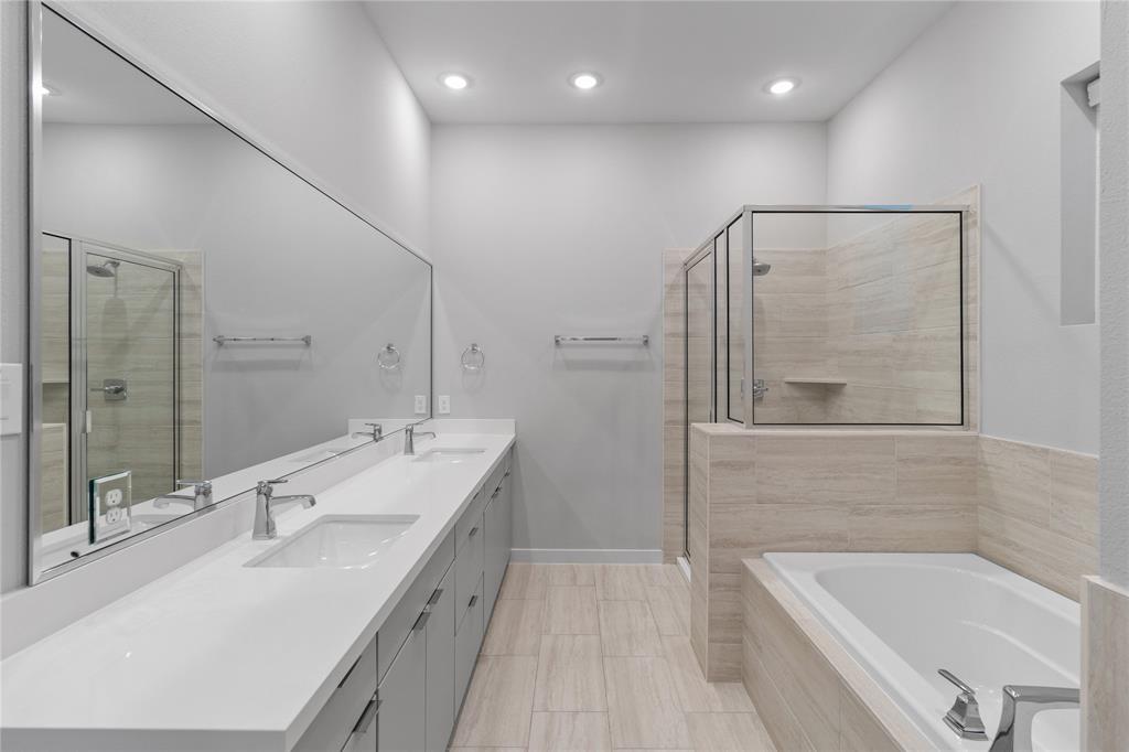 602 Thornton Road #D, Houston, Texas image 7