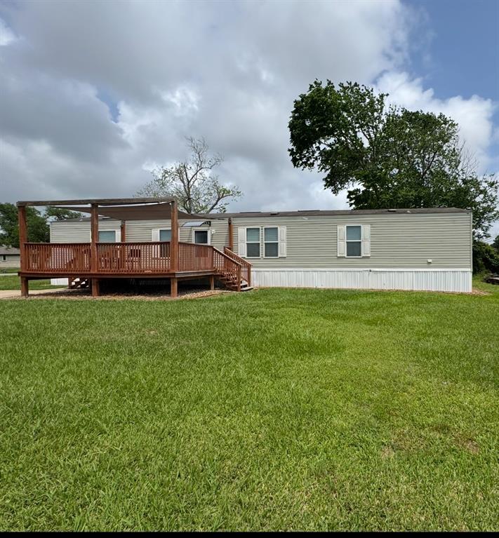845 Wade Street, Clute, Texas image 1