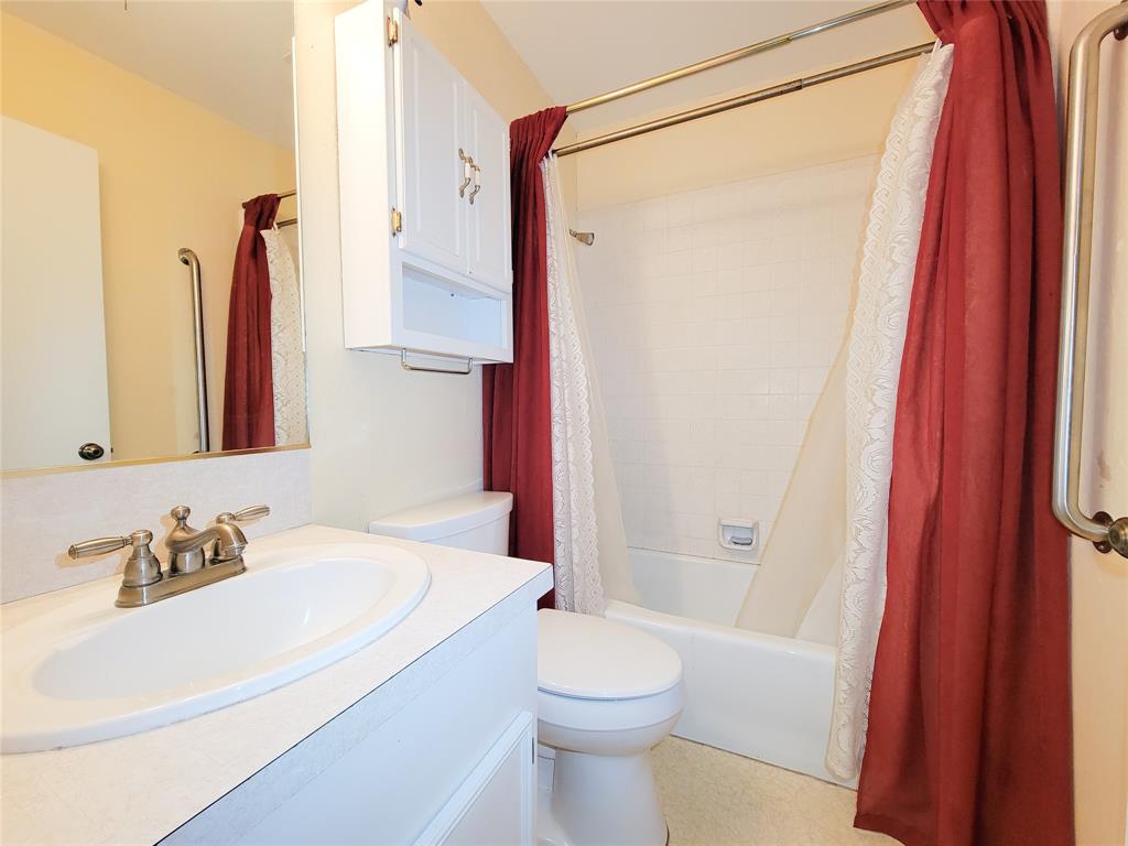 1703 Westwind Drive, Brenham, Texas image 13