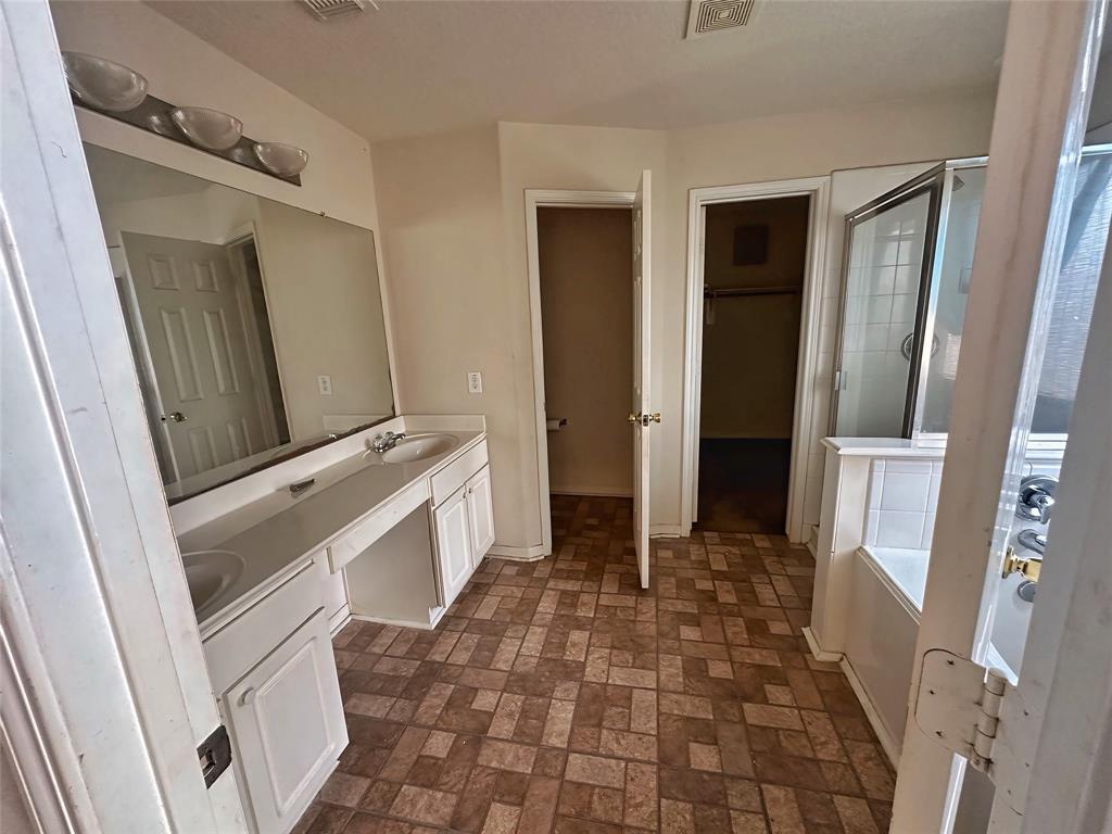 12230 Hawthorne Hill Circle, Humble, Texas image 8